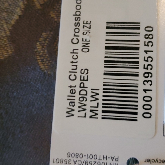 Lululemon crossberry clutch etc  bag tagged gorgeous maroon color gold accents - Picture 6 of 15